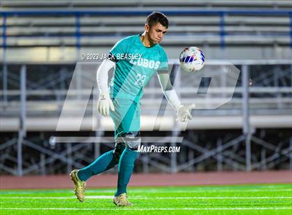 Thumbnail 2 in Snowflake vs. Chino Valley (AIA Fall Soccer Final) photogallery.