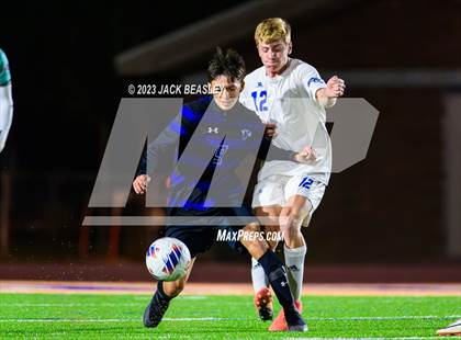 Thumbnail 3 in Snowflake vs. Chino Valley (AIA Fall Soccer Final) photogallery.