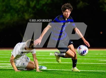Thumbnail 2 in Snowflake vs. Chino Valley (AIA Fall Soccer Final) photogallery.