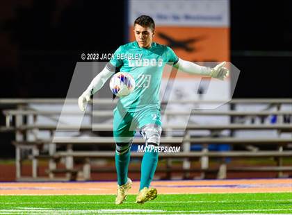 Thumbnail 1 in Snowflake vs. Chino Valley (AIA Fall Soccer Final) photogallery.