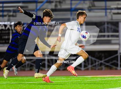 Thumbnail 2 in Snowflake vs. Chino Valley (AIA Fall Soccer Final) photogallery.