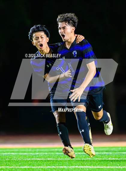 Thumbnail 2 in Snowflake vs. Chino Valley (AIA Fall Soccer Final) photogallery.
