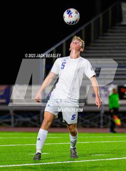 Thumbnail 1 in Snowflake vs. Chino Valley (AIA Fall Soccer Final) photogallery.