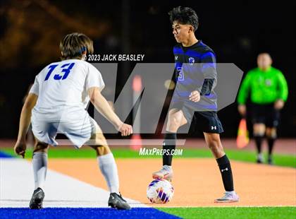 Thumbnail 2 in Snowflake vs. Chino Valley (AIA Fall Soccer Final) photogallery.