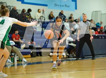 Thumbnail 2 in Rome Free Academy vs Fayetteville-Manlius photogallery.