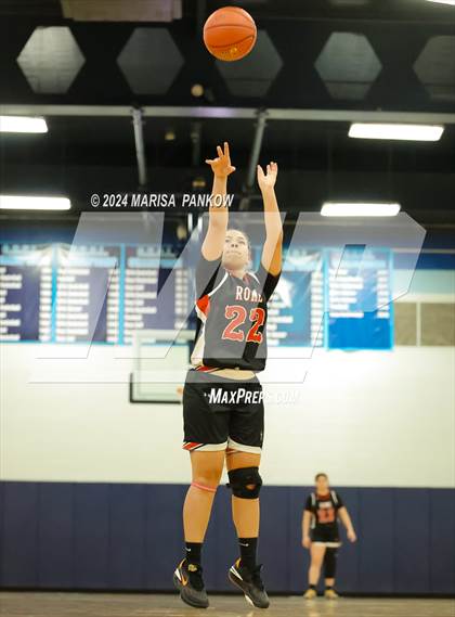 Thumbnail 2 in Rome Free Academy vs Fayetteville-Manlius photogallery.