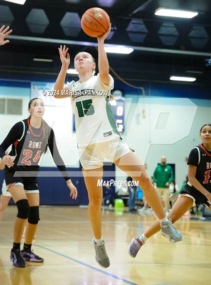 Thumbnail 3 in Rome Free Academy vs Fayetteville-Manlius photogallery.