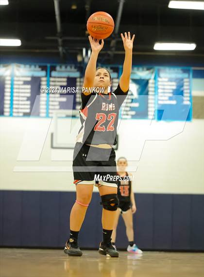 Thumbnail 2 in Rome Free Academy vs Fayetteville-Manlius photogallery.