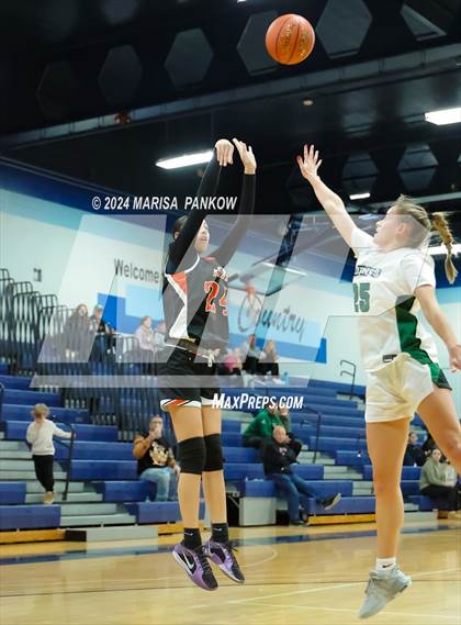 Thumbnail 3 in Rome Free Academy vs Fayetteville-Manlius photogallery.