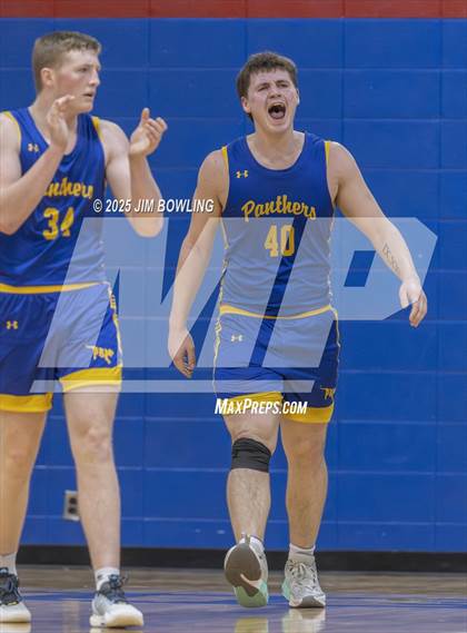 Thumbnail 2 in Paxton-Buckley-Loda vs. Bismarck-Henning/Rossville-Alvin (IHSA 2A Regional Final) photogallery.