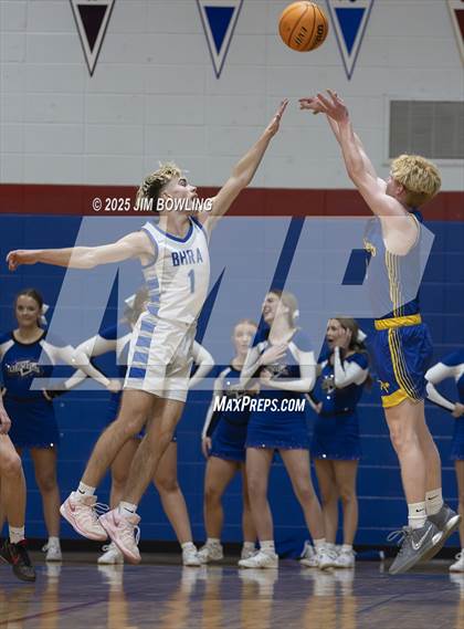 Thumbnail 1 in Paxton-Buckley-Loda vs. Bismarck-Henning/Rossville-Alvin (IHSA 2A Regional Final) photogallery.