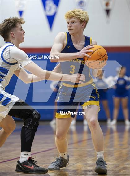 Thumbnail 2 in Paxton-Buckley-Loda vs. Bismarck-Henning/Rossville-Alvin (IHSA 2A Regional Final) photogallery.