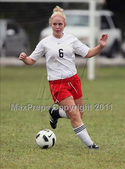 Thumbnail 2 in Clinton vs Sullivan South (Sevier County Invitational) photogallery.