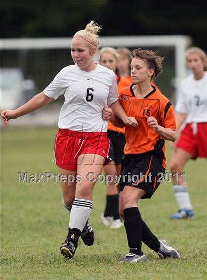 Thumbnail 2 in Clinton vs Sullivan South (Sevier County Invitational) photogallery.