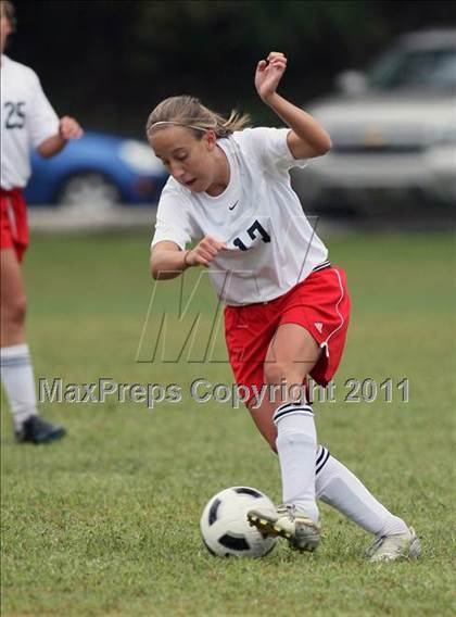Thumbnail 1 in Clinton vs Sullivan South (Sevier County Invitational) photogallery.