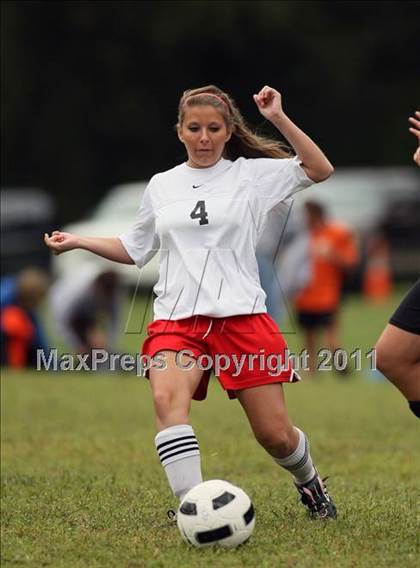 Thumbnail 3 in Clinton vs Sullivan South (Sevier County Invitational) photogallery.