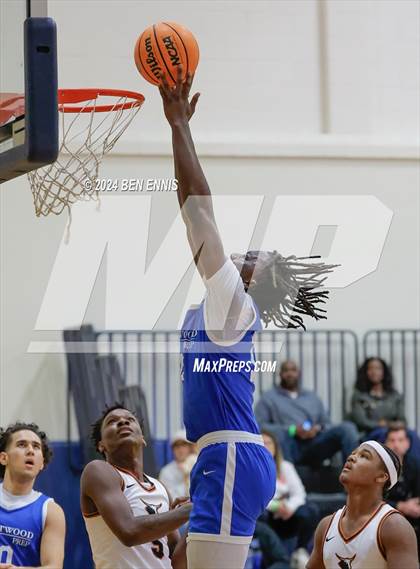 Thumbnail 2 in Kell vs. Crestwood Prep Canada (Lemon Street Classic) photogallery.