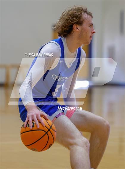 Thumbnail 2 in Kell vs. Crestwood Prep Canada (Lemon Street Classic) photogallery.