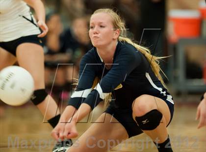 Thumbnail 3 in Del Norte vs Cathedral Catholic (CIF SDS D3 Final) photogallery.