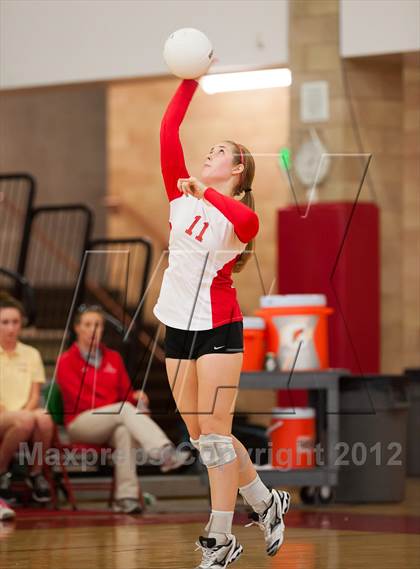 Thumbnail 2 in Del Norte vs Cathedral Catholic (CIF SDS D3 Final) photogallery.