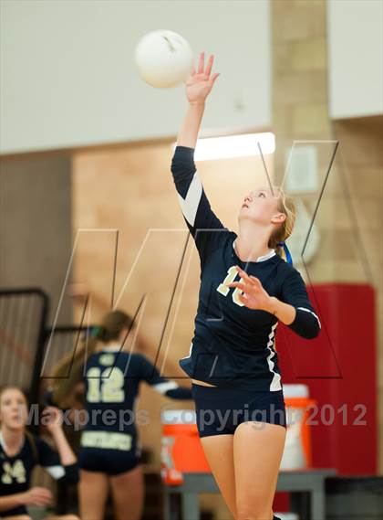 Thumbnail 3 in Del Norte vs Cathedral Catholic (CIF SDS D3 Final) photogallery.