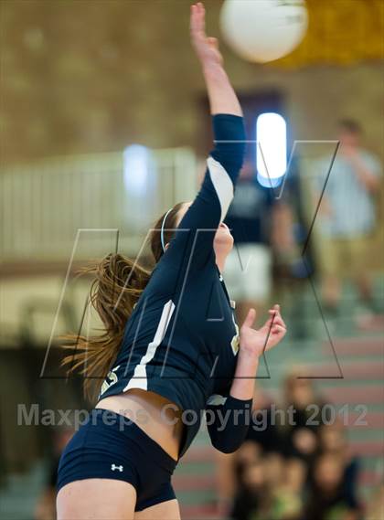 Thumbnail 2 in Del Norte vs Cathedral Catholic (CIF SDS D3 Final) photogallery.