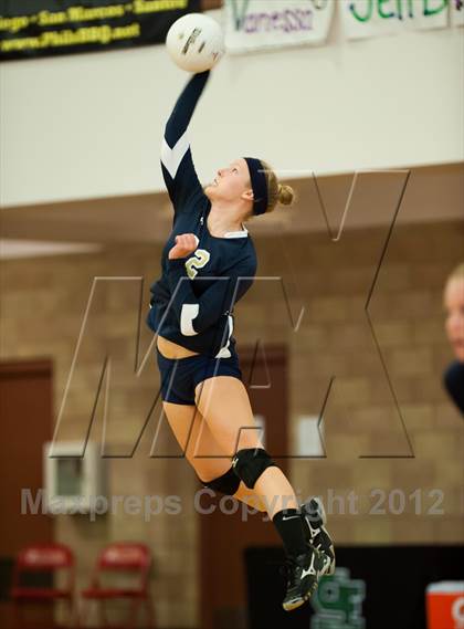 Thumbnail 3 in Del Norte vs Cathedral Catholic (CIF SDS D3 Final) photogallery.