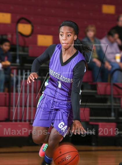 Thumbnail 3 in God's Academy vs. Central Heights (Fantasy of Lights Tournament) photogallery.