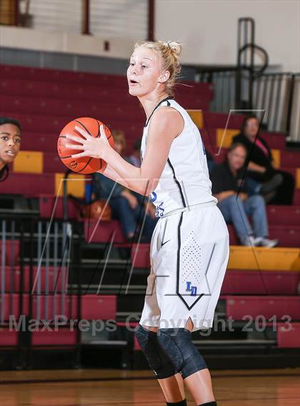 Thumbnail 2 in God's Academy vs. Central Heights (Fantasy of Lights Tournament) photogallery.