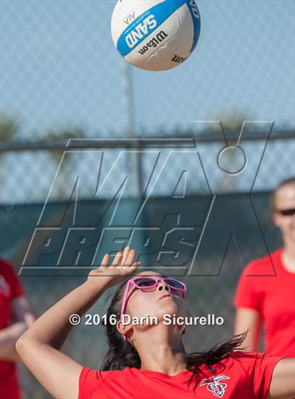 Thumbnail 2 in Chandler Prep vs.Scottsdale Preparatory Academy (AIA D2 Final) photogallery.