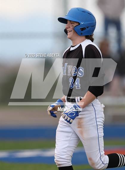 Thumbnail 3 in JV: Arapahoe @ Grandview photogallery.