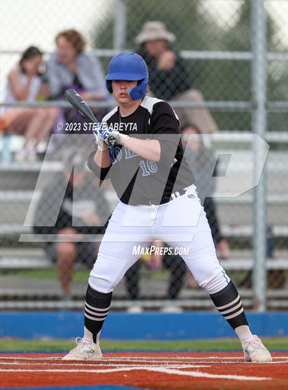 Thumbnail 2 in JV: Arapahoe @ Grandview photogallery.