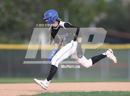 Thumbnail 3 in JV: Arapahoe @ Grandview photogallery.