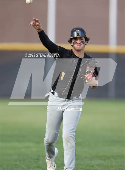 Thumbnail 1 in JV: Arapahoe @ Grandview photogallery.