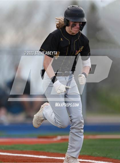 Thumbnail 3 in JV: Arapahoe @ Grandview photogallery.