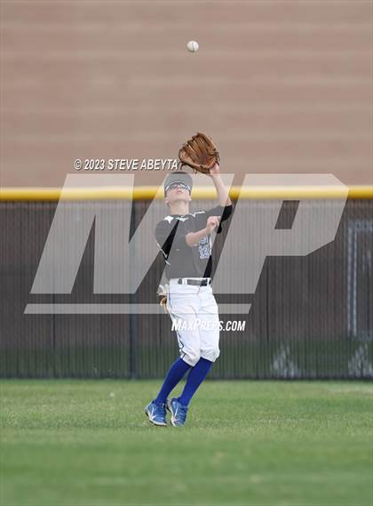 Thumbnail 2 in JV: Arapahoe @ Grandview photogallery.