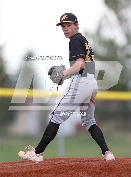Thumbnail 3 in JV: Arapahoe @ Grandview photogallery.