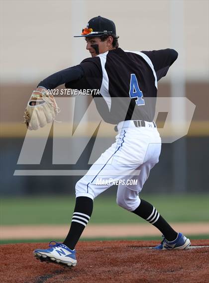 Thumbnail 3 in JV: Arapahoe @ Grandview photogallery.
