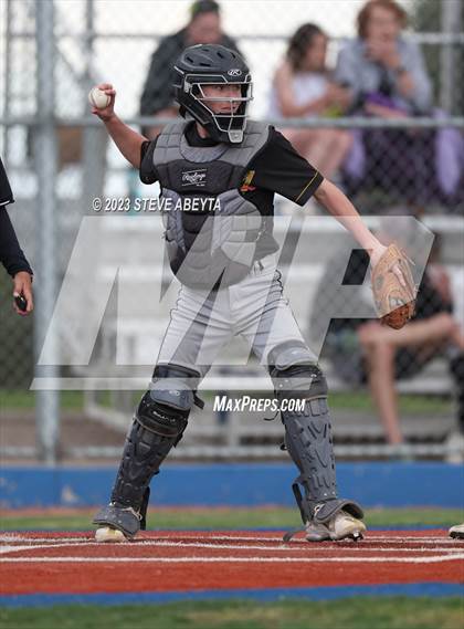 Thumbnail 3 in JV: Arapahoe @ Grandview photogallery.