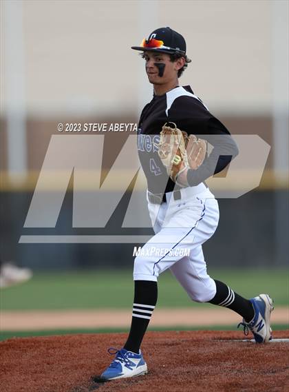 Thumbnail 1 in JV: Arapahoe @ Grandview photogallery.