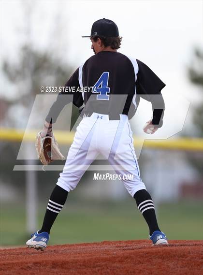 Thumbnail 1 in JV: Arapahoe @ Grandview photogallery.