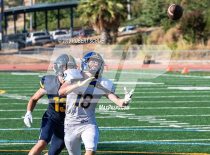Thumbnail 3 in Lincoln @ Oak Ridge photogallery.