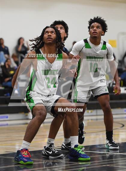 Thumbnail 3 in Lincoln vs. Otay Ranch (Buccaneers Thanksgiving Classic) photogallery.