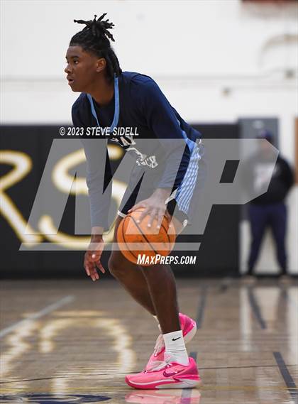 Thumbnail 1 in Lincoln vs. Otay Ranch (Buccaneers Thanksgiving Classic) photogallery.