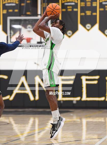 Thumbnail 1 in Lincoln vs. Otay Ranch (Buccaneers Thanksgiving Classic) photogallery.