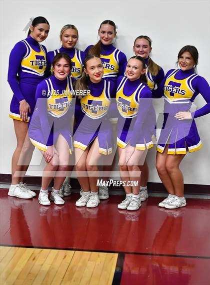 Thumbnail 1 in Central @ Warner photogallery.