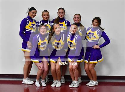 Thumbnail 3 in Central @ Warner photogallery.