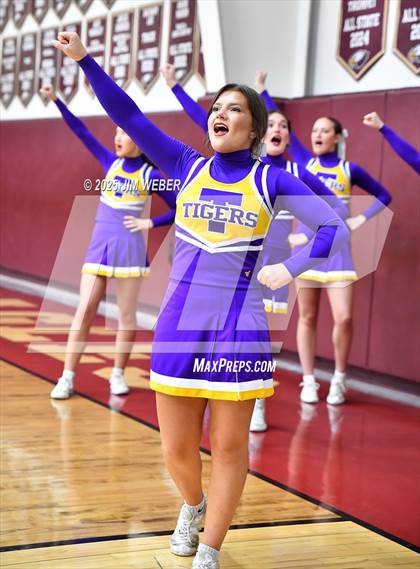 Thumbnail 2 in Central @ Warner photogallery.