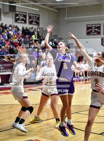 Thumbnail 2 in Central @ Warner photogallery.