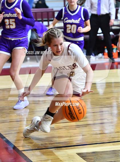 Thumbnail 3 in Central @ Warner photogallery.